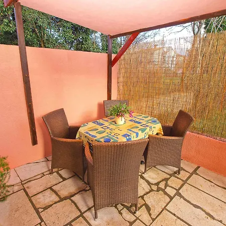 Apartman Lakefront Fazana-fazana